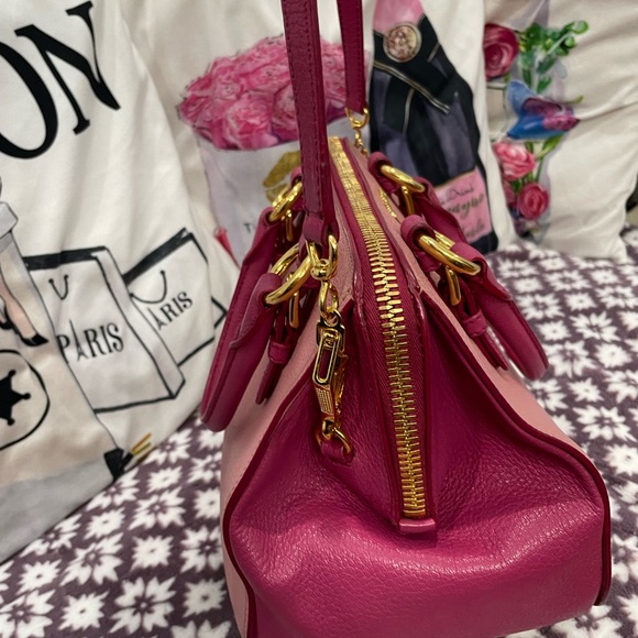 SOLD already! Miu Miu Madras Bi-color Baulleto Top handle 2 way crossbody bag - Picture 3 of 11